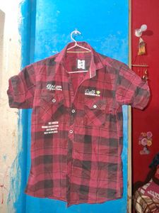 boys  Red & Black Plaid Shirt