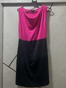 Chic Two-Tone Sleeveless Dress