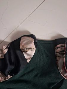 UNIQUE Printed Sleeve Top