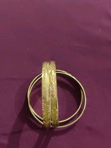 Set of 4 Golden Bangles