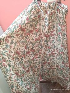 New Unused Xxl Full Flared Print Palazzos