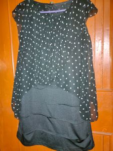 Short Dress/Long Top Black In Colour