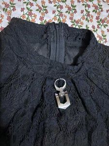 Chic Black Lace &amp; Pleated Dress