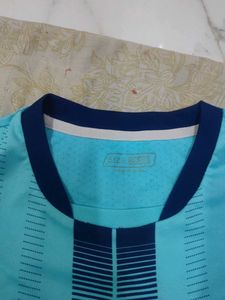 Men's Blue Graphic T-Shirt