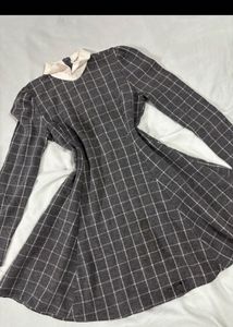 Chic Grey Plaid Long Sleeve Dress