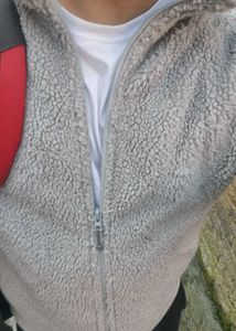 ORIGINAL UNIQLO GREY HOODIE JACKET