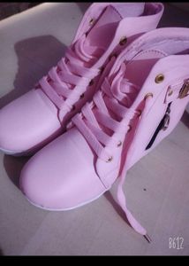 Cute Pink Lace-Up Platform Boots