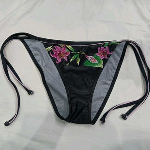 Black Floral🪔 Bikini Bottom