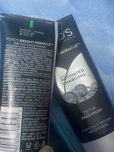 Pond's Bright Miracle Detox Facewash