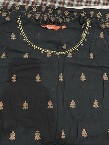 Stylish Black Embroidered Kurta