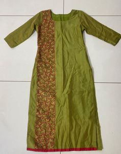 Green Kruti With Patch Work