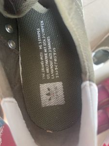 Adidas Seeley Casual Sneakers