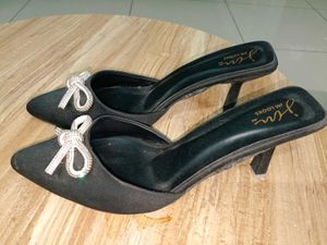 Elegant Black Stiletto Heels