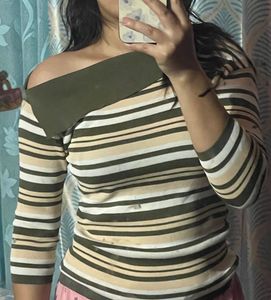 off shoulders green n white stylish top