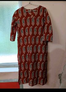 Maroon Paisley Print Kurta