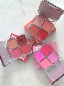 huda beauty Blush Palette