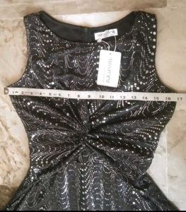 MISS POEM Brand New Sparkling sequin midi dress