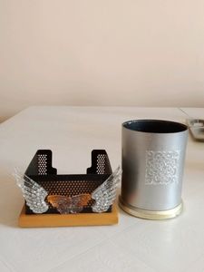 Pen Stand with Visiting Card Holder.
