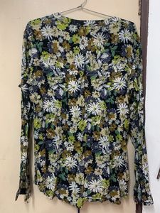 Floral Print V-Neck Long Sleeve Top