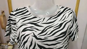 Stylish Zebra Print Short Sleeve Top