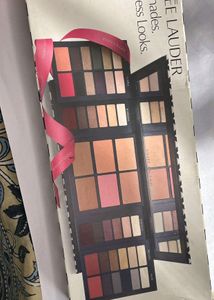 Estee lauder 42 Shades Endless Looks Pallette
