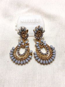 Elegant Gray &amp; Gold Earrings