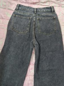 highwaisted Grey Wash Wide Leg Jeans