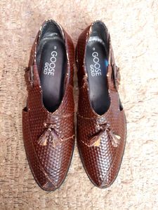 Men's Brown Textured Sandals