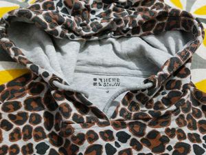 Leopard Print Cropped Hoodie