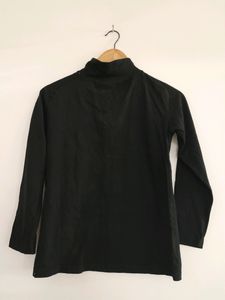 Black Casual T-Shirt (Women's)