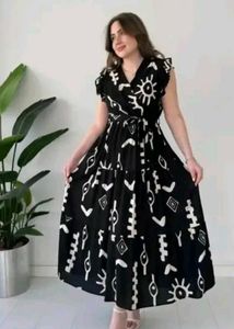 Chic Black & White Print Midi Dress