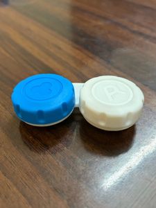 Set of 4 Contact Lens Cases