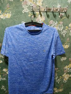 sports t-shirt m and l size orange -m blue -L