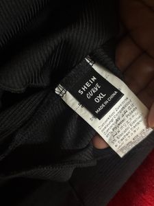 Chic Black Ruched Long Sleeve Top