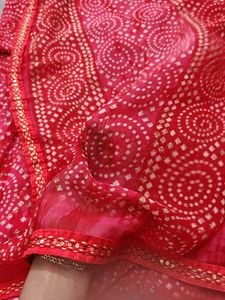 Red Bandhani Dupatta with saree