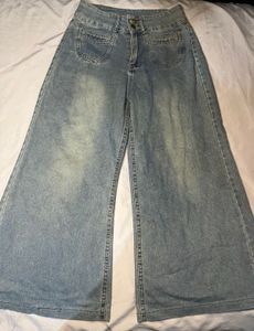 Wide Leg Light Wash Jeans