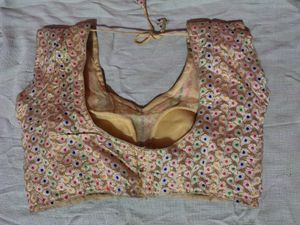 Back Less  Blause