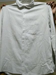 Men's Light White Button-Up Shirt