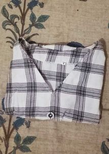 Chic Cropped Plaid Crop top Shirt