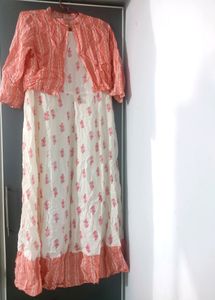 Sleeveless White Dress With Printed Shrug 🤍💖