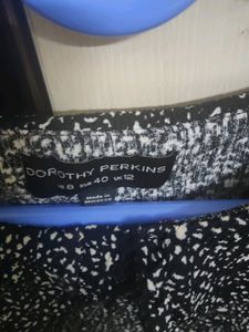 Dorothy Perkins Black Dress (Size M)