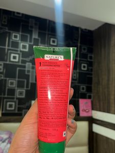 Natures Rose Radiance Cleaning Facewash