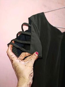 Stylish Dark Green Ribbed Dress