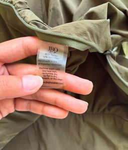 Olive green v neck batwing balloon sleeves top