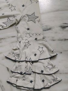 Cute Star Print Ruffle Sleeve Top