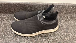 Comfortable Black Slip-On Sneakers