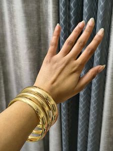 Y2K Gold Bangle Stack