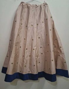 Embroidered beautiful Lehenga full set(32,34,36)