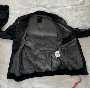 Men's Black Leather Bomber Jacket