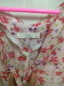 Floral Print V-Neck Puff Sleeve Top